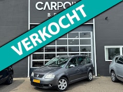 Volkswagen Touran - 2.0-16V FSI Highline, CLIMA, CRUISE, STOELVERWARMING