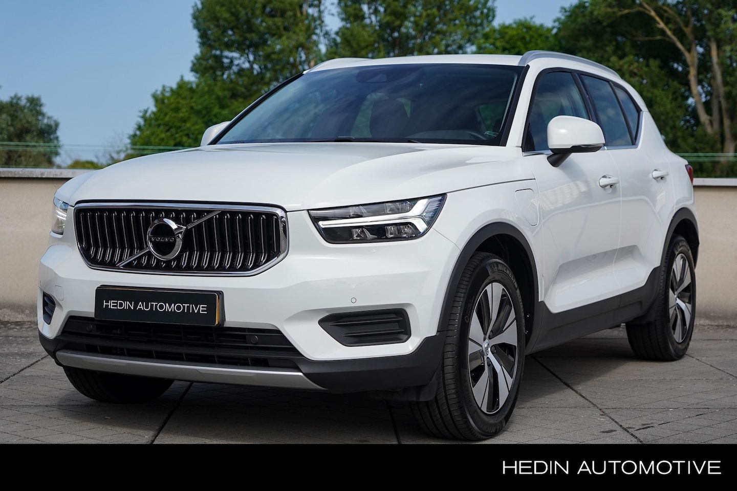 Volvo XC40 - 1.5 T4 Recharge Inscription Expression Parkeerverwarming | Cruise Control | Navigatie | Pa - AutoWereld.nl