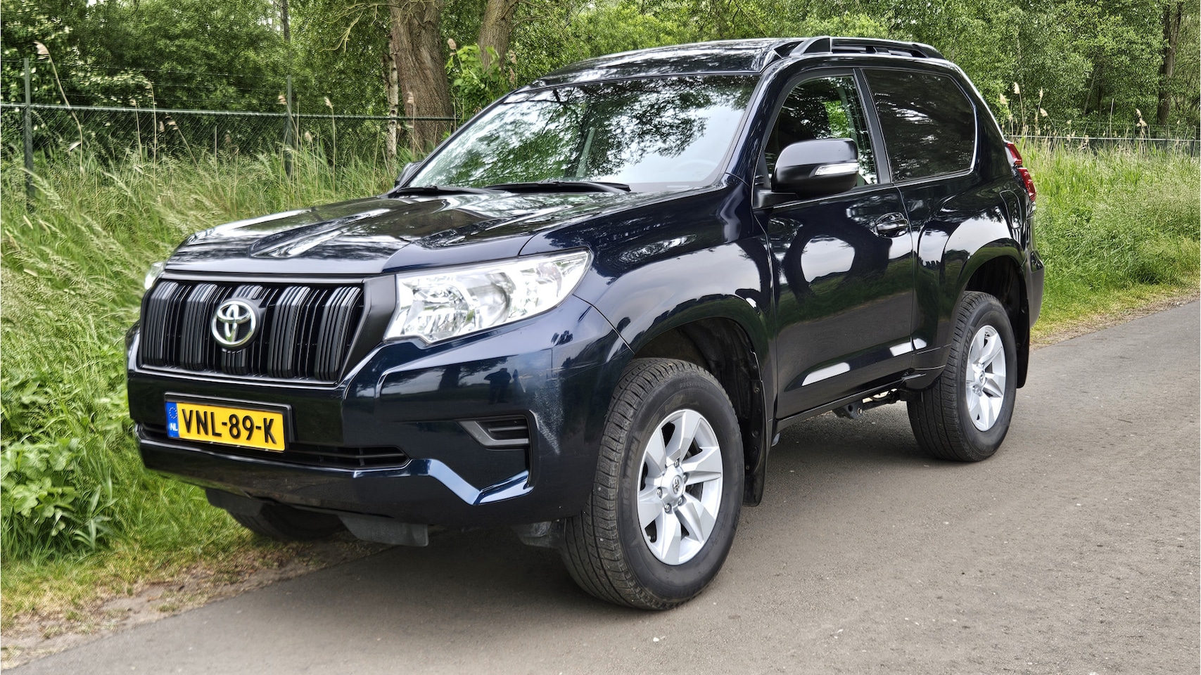 Toyota Land Cruiser - 2.8 D-4D-F Comfort High Roof Blind Van 2.8 D-4D-F Comfort High Roof Blind Van - AutoWereld.nl