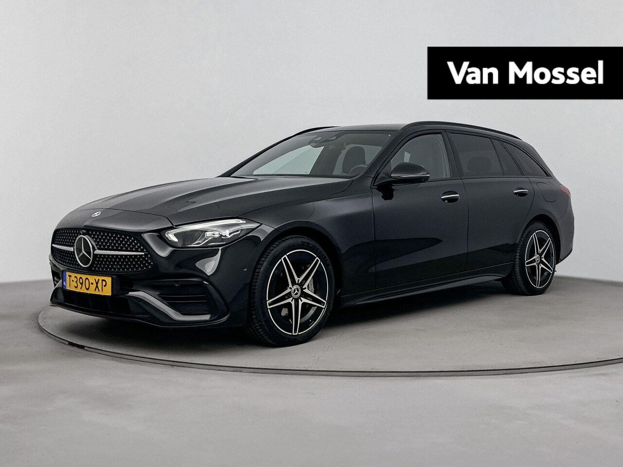 Mercedes-Benz C-klasse Estate - 300 e AMG Line | Panoramadak | Sfeerverlichting | Navigatie | Memory | Stoelverwarming | - AutoWereld.nl