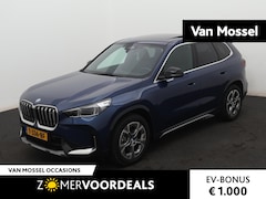 BMW iX1 - xDrive30 Launch Edition 67 kWh | PANORAMADAK | HARMAN-KARDON AUDIO | 360-CAMERA | LEDER |
