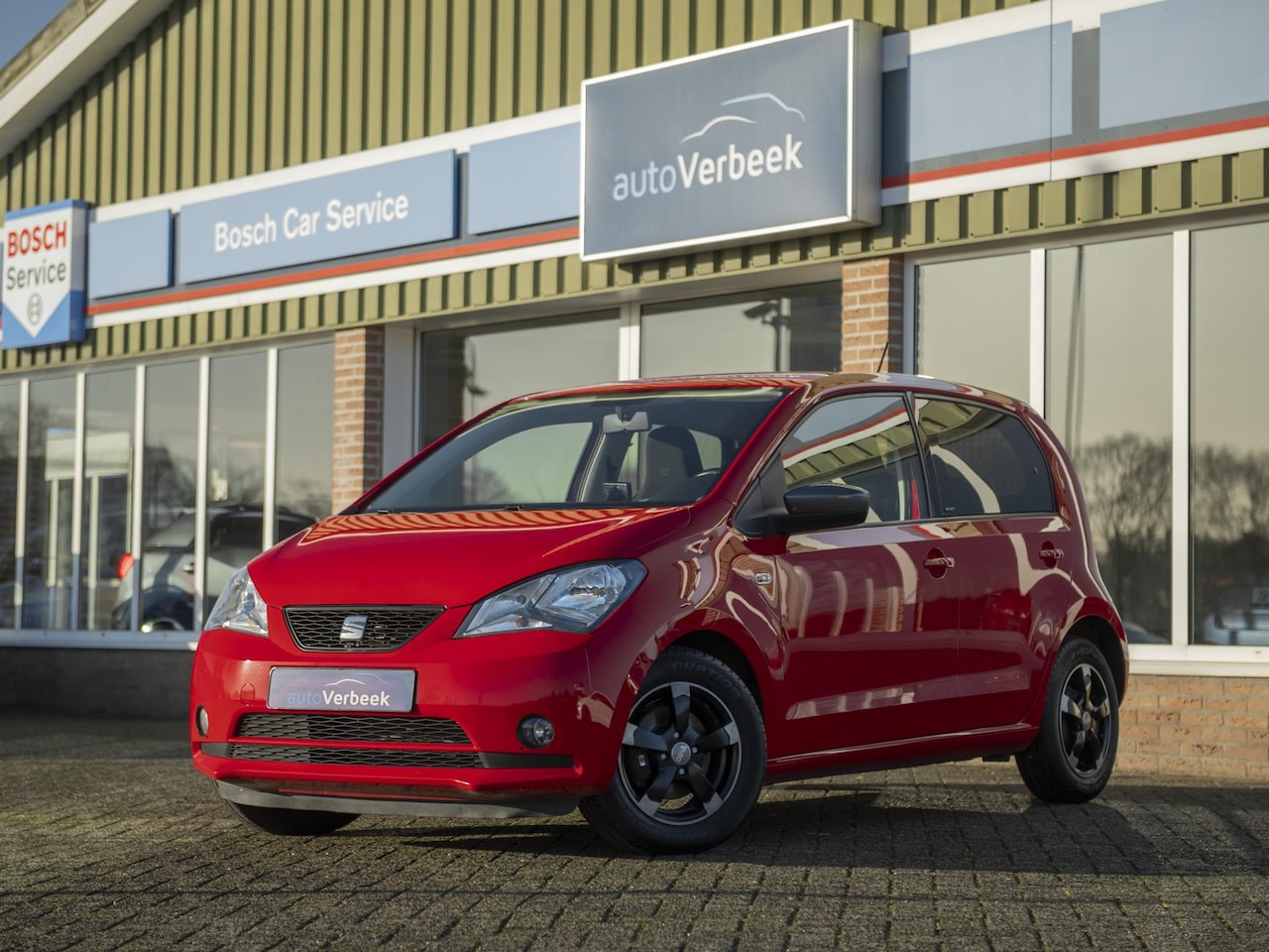 Seat Mii - 1.0 Style Connect | Navi | Cruise Control | Airco | Elektr.ramen | Lichtmetalen velgen | P - AutoWereld.nl