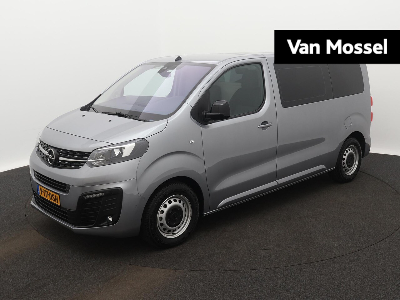 Opel Vivaro - 2.0 Diesel 145 S&S L2 | Automaat | Airco | Trekhaak | Camera - AutoWereld.nl