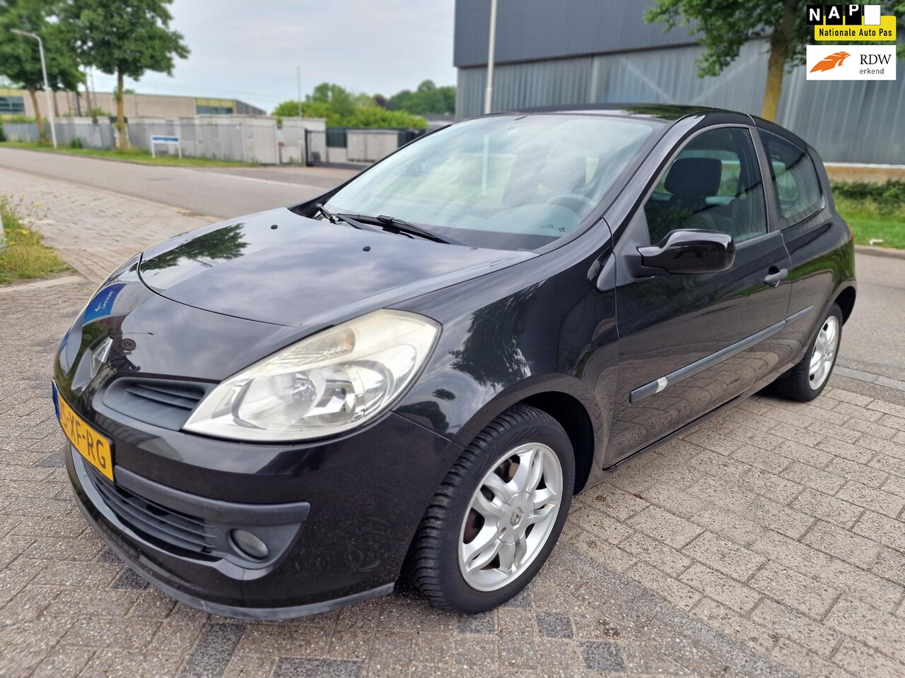 Renault Clio - 1.6-16V Dynamique 1.6-16V Dynamique, Apk, Nap, Goed rijdend, Inruil mogelijk. - AutoWereld.nl