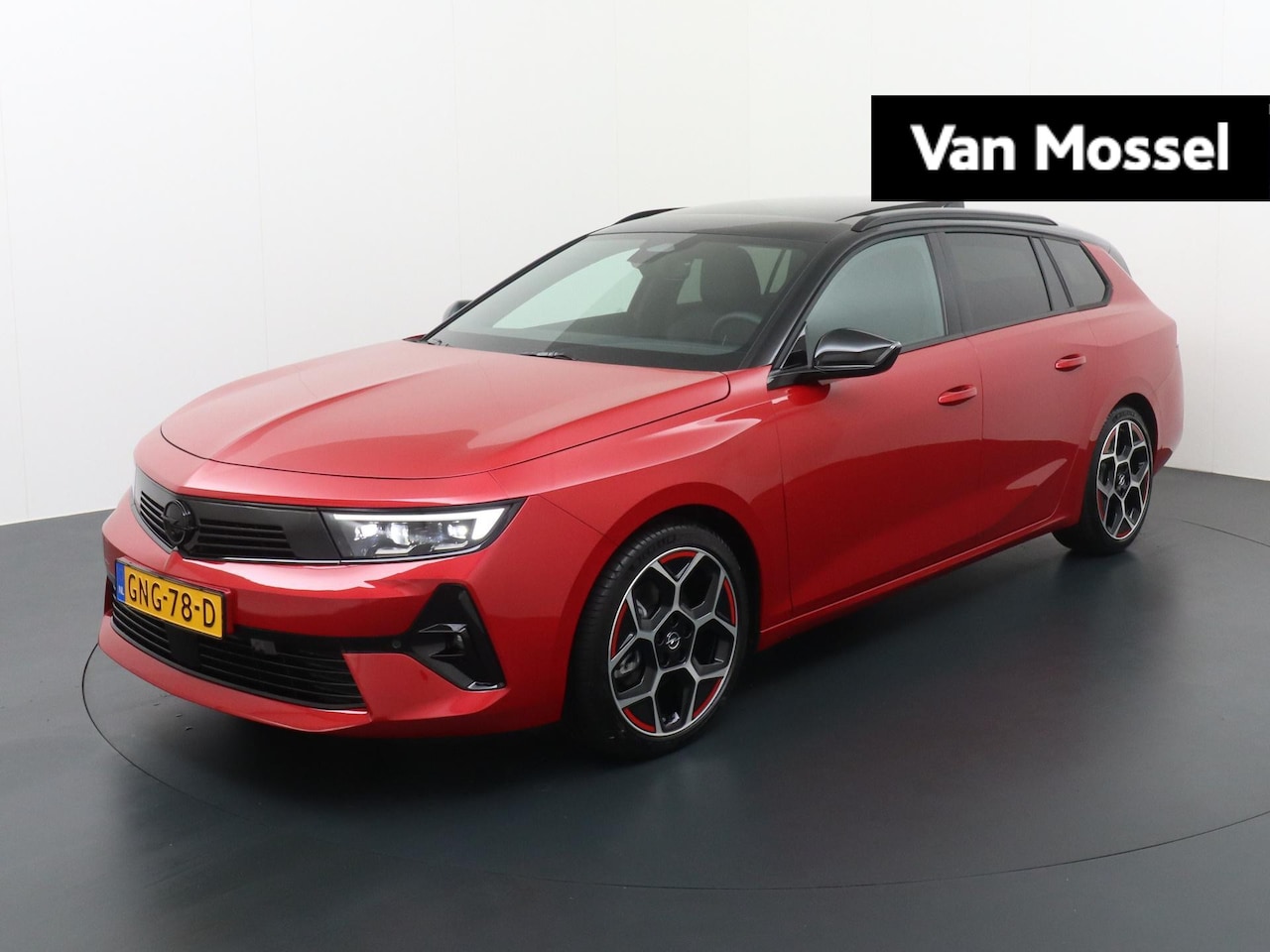 Opel Astra Sports Tourer - 1.2 Turbo Hybrid GS-Line | Schuifkantel dak | Automaat | Apple car / Android - AutoWereld.nl