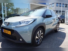 Toyota Aygo X - 1.0 VVT-i S-CVT Pulse Automaat | Apple Carplay | L.M. 17" | Camera | Stoelverwarming | Tea