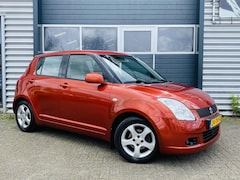 Suzuki Swift - 1.3 Shogun 5 Deurs 2007|O-Houd|Airco|LM 15”|