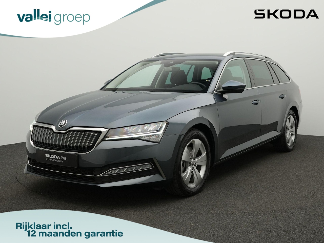 Skoda Superb Combi - 1.4 TSI 218 pk DSG iV Business Edition | Achteruitrijcamera | Navigatie | Stoelverwarming - AutoWereld.nl