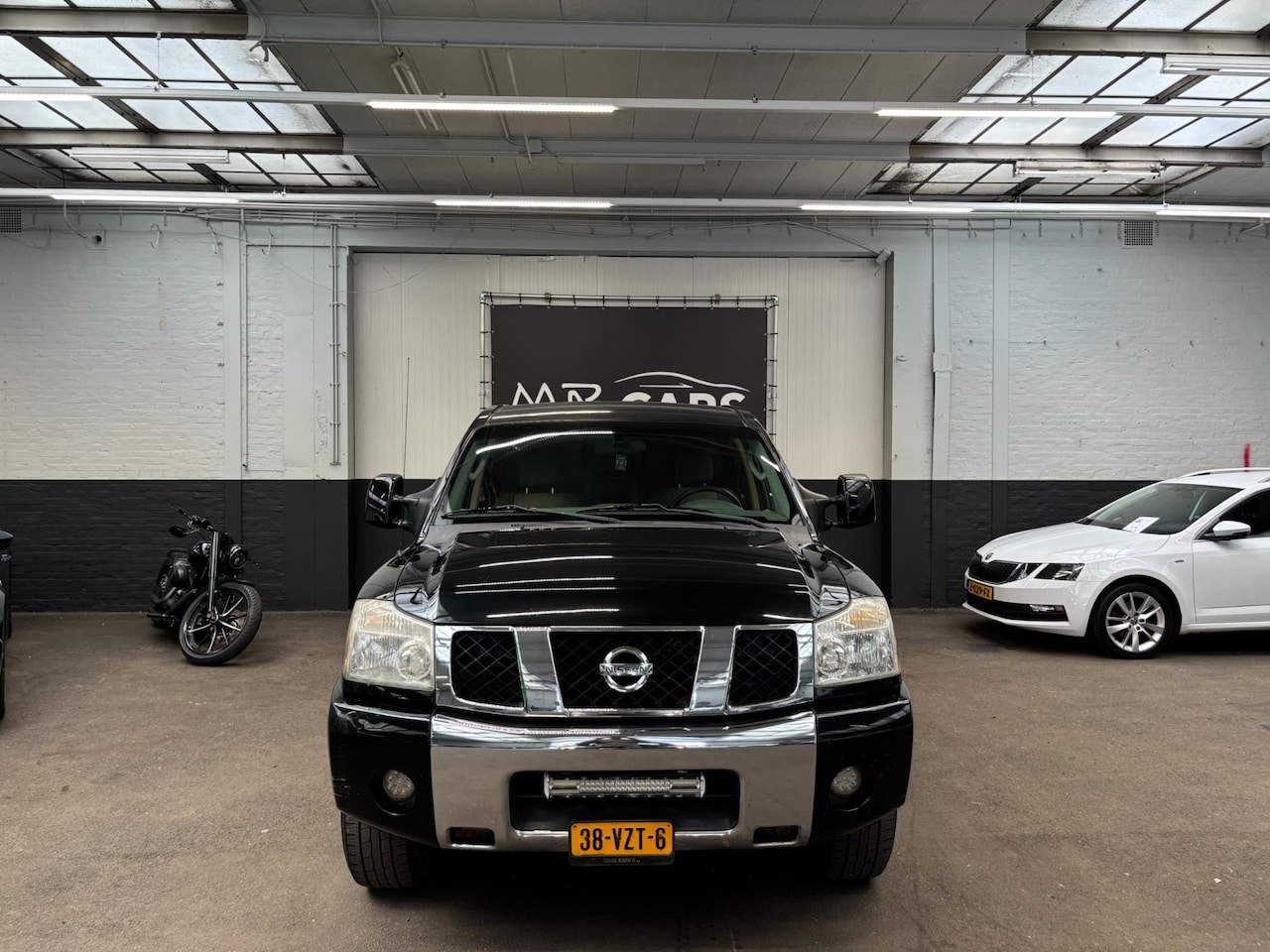 Nissan Titan - 5.6 SE - AutoWereld.nl