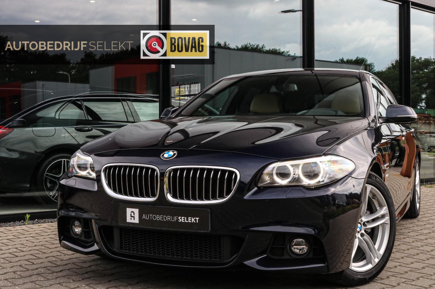 BMW 5-serie Touring - 520i M Sport - MEMORY - COMFORTSTOELEN - LED - AutoWereld.nl