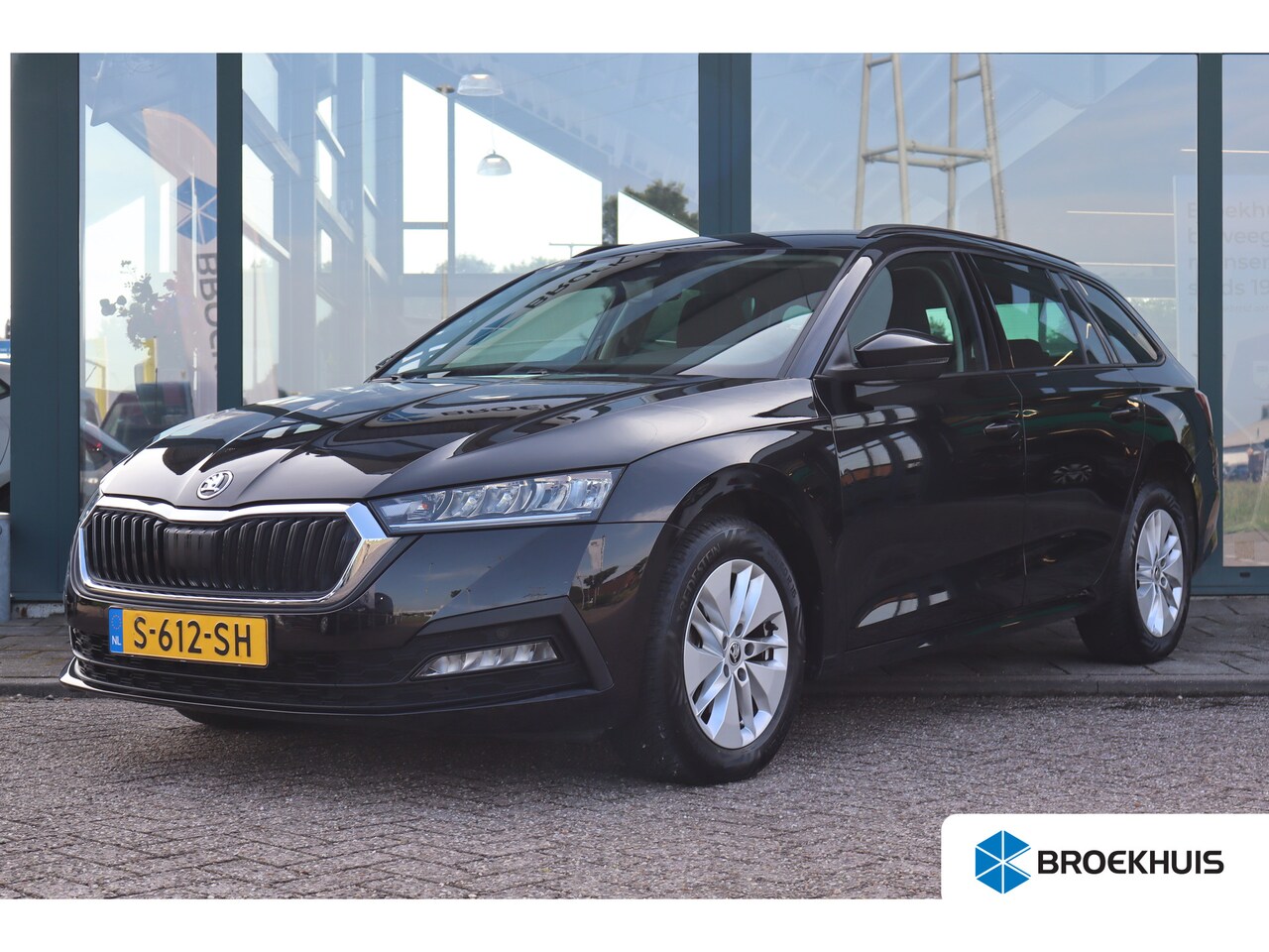 Skoda Octavia Combi - 1.0 TSI Business Edition | Apple Carplay/Android Auto|telefoonintegratie premium | Elektri - AutoWereld.nl