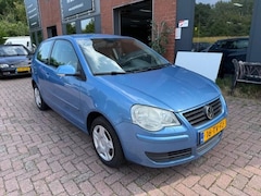 Volkswagen Polo - 1.4-16V Optive Clima