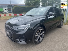 Audi Q3 Sportback - 45 TFSI quattro 3x S-Line Pano Matrix Memory Trekhaak Sfeer