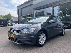 Volkswagen Golf - 1.0 TSI Trendline Trekhaak, LM Velgen, Airco