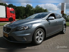 Volvo V40 - 2.0 D4 190pk R-Design LEDER/NAVIGATIE/PDC/NAP