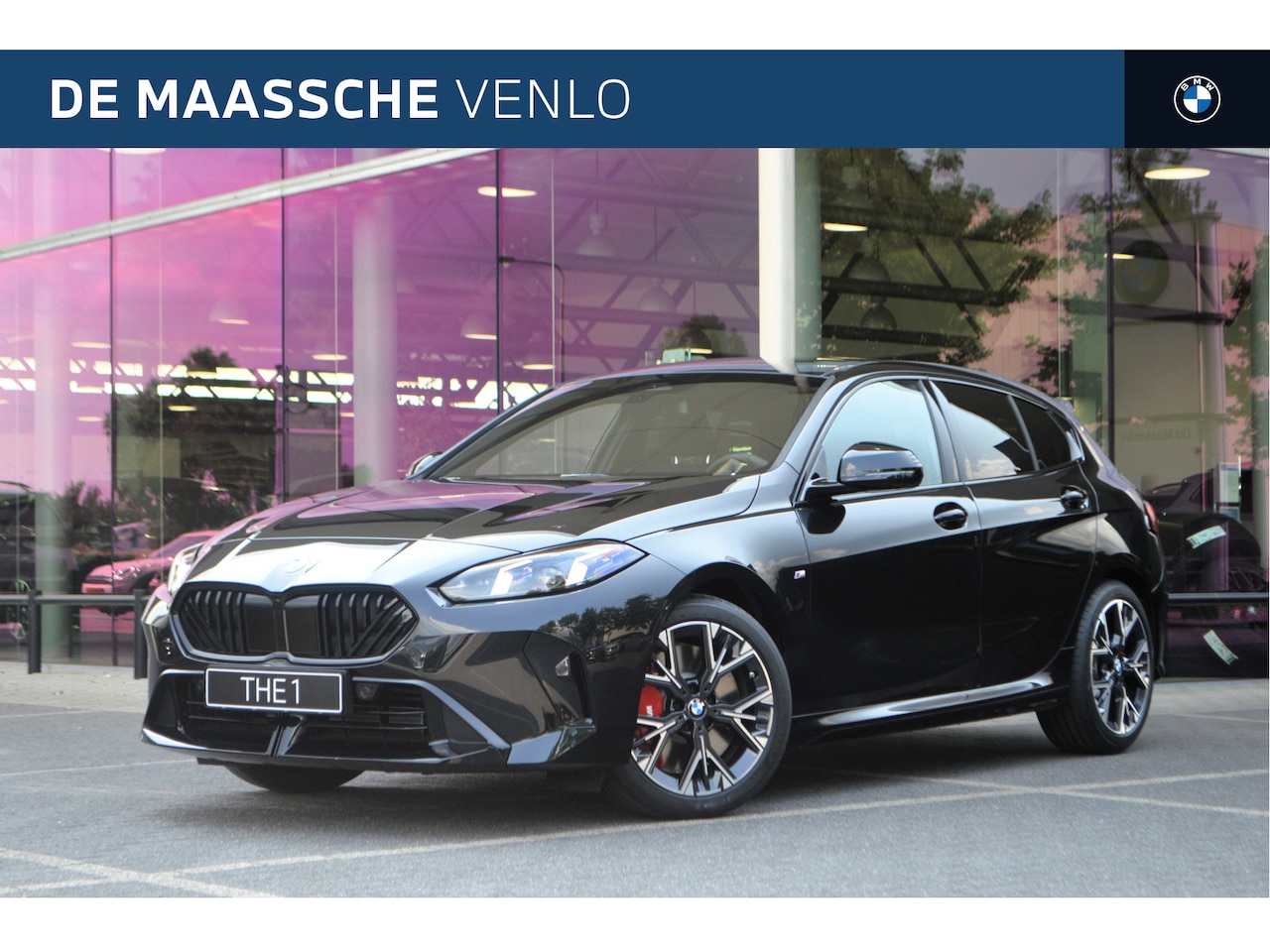 BMW 1-serie - 120 M Sport Automaat / Sportstoelen / Adaptieve LED / M Adaptief onderstel / Comfort Acces - AutoWereld.nl
