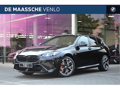 BMW 1-serie - 120 M Sport Automaat / Sportstoelen / Adaptieve LED / M Adaptief onderstel / Comfort Acces