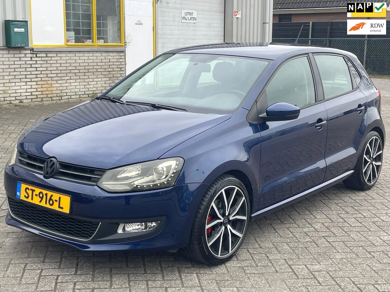 Volkswagen Polo - 1.2 TSI 105 PK 6 BAK Bj 2011 BlueMotion Highline Sport 5 Deurs Airco Navi Android Xenon Le - AutoWereld.nl