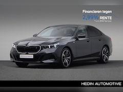 BMW i5 - eDrive40 84 kWh | M-sport Shadow Line | Driving Assistant Professional | Stoelverwarming V