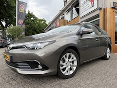 Toyota Auris Touring Sports - 1.8 Hybrid Active Aut. Met lichte bumper-schade