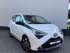 Toyota Aygo - 1.0 VVT-i x-clusiv