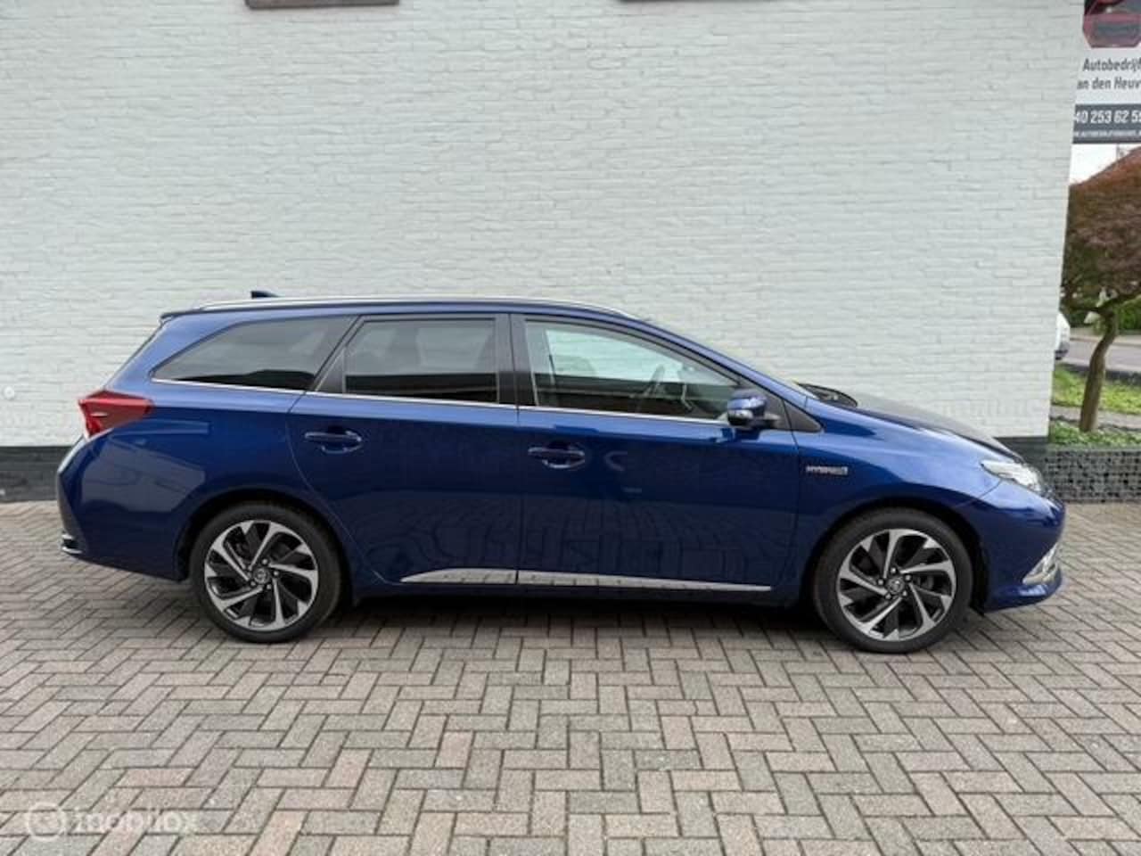Toyota Auris Touring Sports - 1.8 Hybrid Executive 1.8 Hybrid Executive - AutoWereld.nl