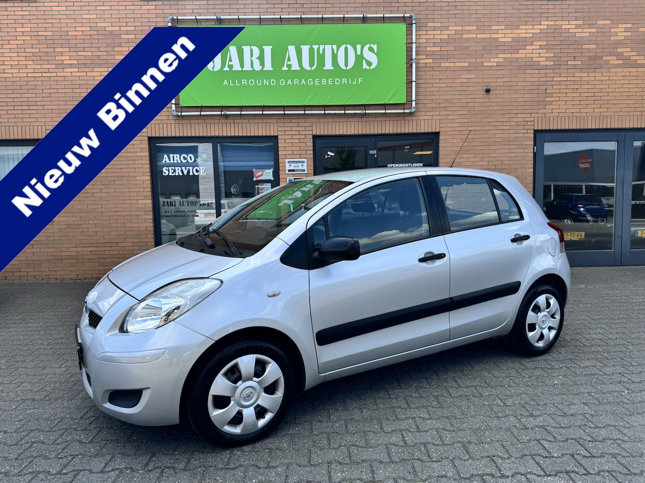 Toyota Yaris - 1.0 VVTi Acces 1.0 VVTi Acces 5drs , Airco - AutoWereld.nl