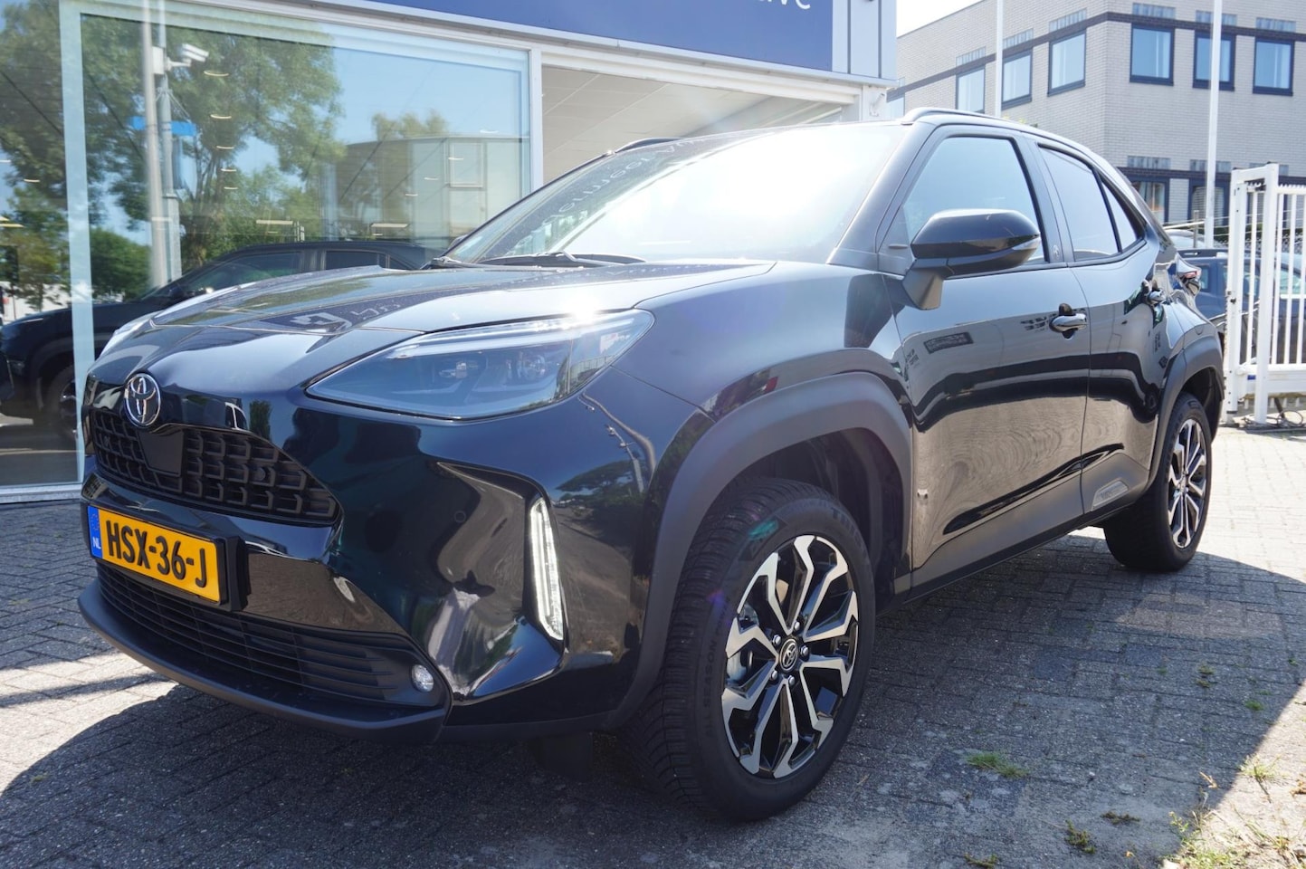 Toyota Yaris Cross - 1.5 Hybrid 115 Business - AutoWereld.nl