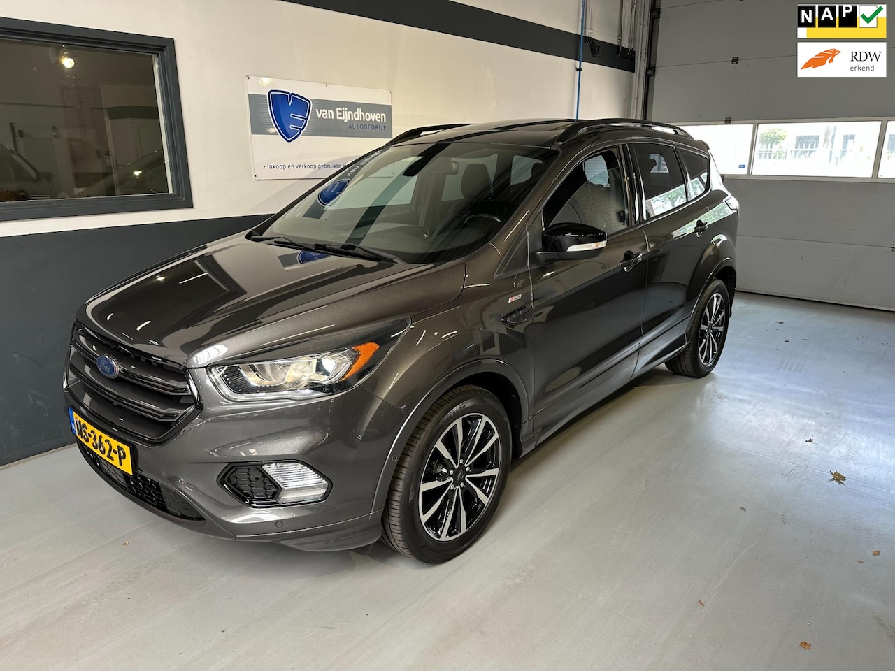 Ford Kuga - 1.5 EcoBoost ST Line Pano|Trekh.|Cruise - AutoWereld.nl