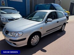 Nissan Almera - 1.5 Comfort bj. 2002 Airco Export (geen APK) Elektrische Ramen en spiegels, Stuurbekrachti