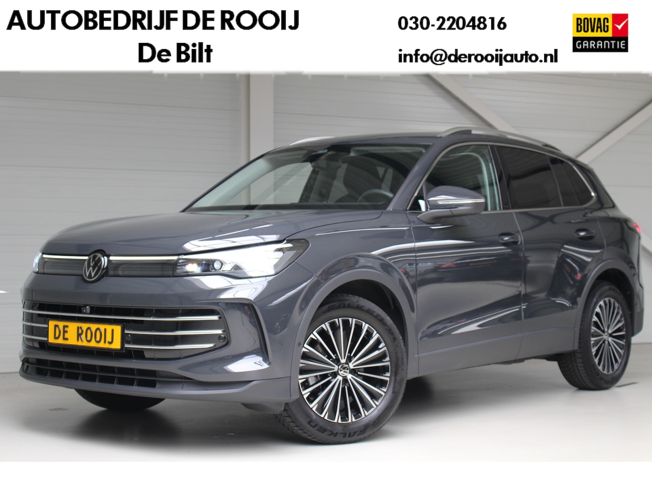 Volkswagen Tiguan - 1.5 eTSI Elegance Navigatie | IQ-Light | Trekhaak | 360 Camera | Trailer assist - AutoWereld.nl