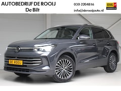 Volkswagen Tiguan - 1.5 eTSI Elegance Navigatie | IQ-Light | Trekhaak | 360 Camera | Trailer assist