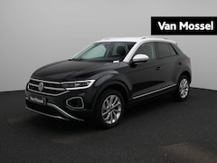 Volkswagen T-Roc - 1.5 TSI Style | 150 PK | Automaat | Stoelverwarming | Digital Cockpit PRO | Park Assist |