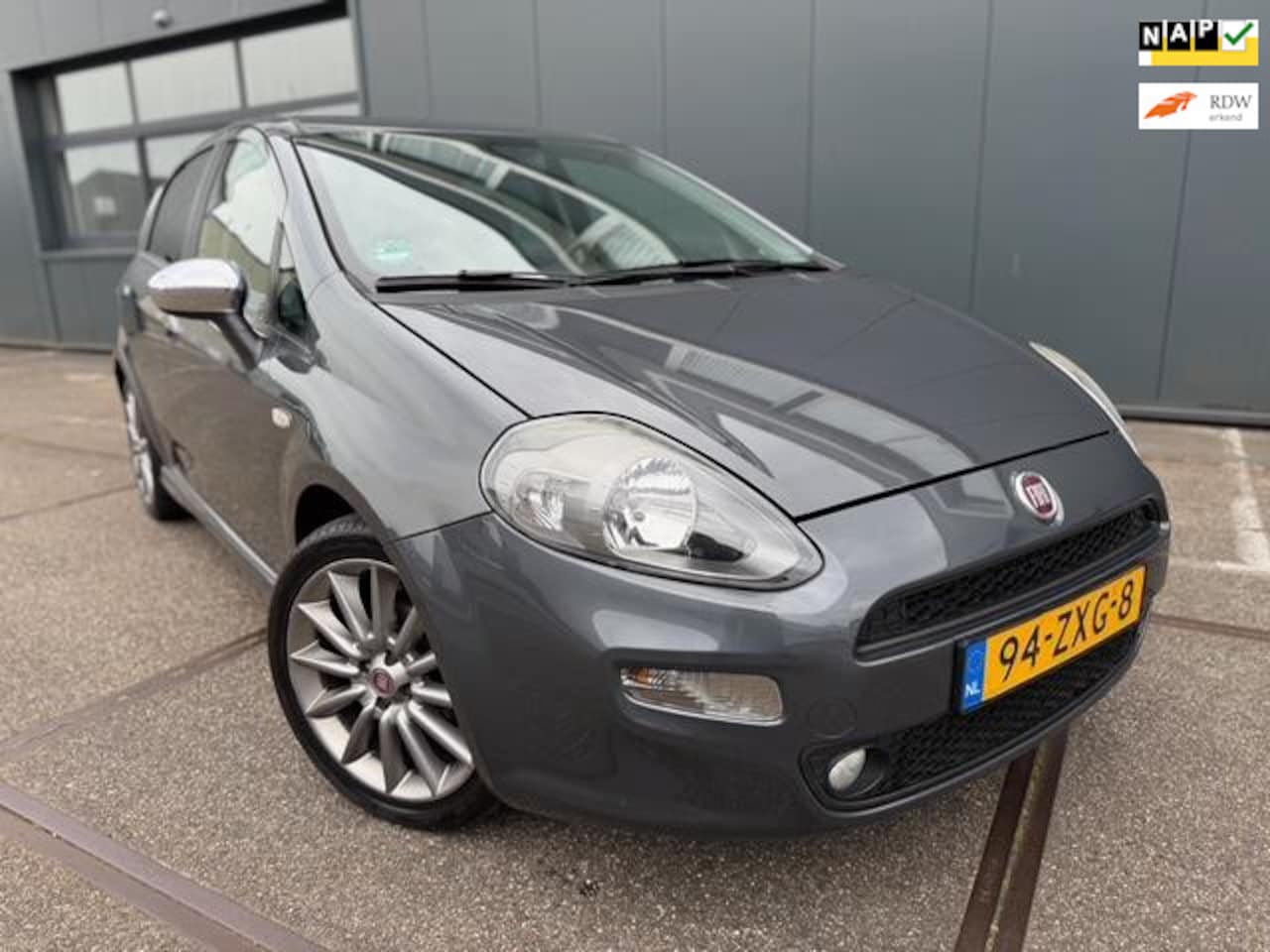 Fiat Punto Evo - 0.9 TwinAir Sport*NAP*APK*PDC* - AutoWereld.nl