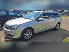 Opel Astra Wagon - 1.8 Essentia