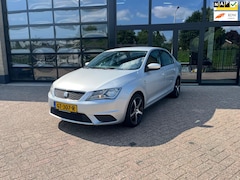 Seat Toledo - TSI Style, Navi, Airco, Stoelverwarming