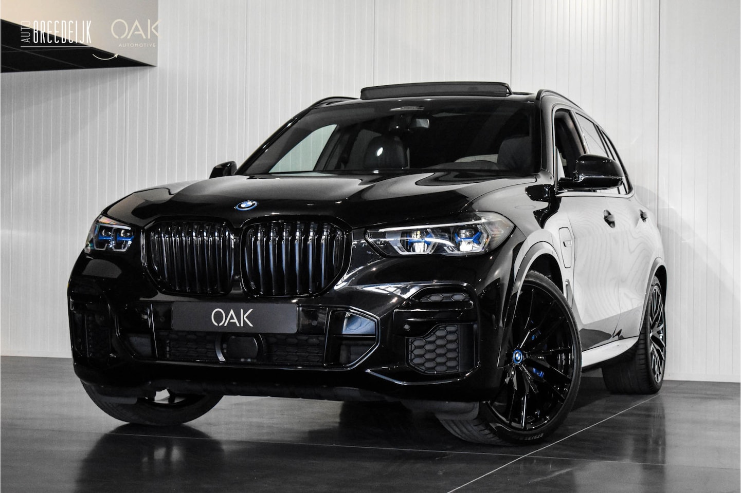BMW X5 - xDrive45e M-Sport | Live Cockpit | Panorama SkyLounge | H&K | 360 Camera | Leder | Trekhaa - AutoWereld.nl