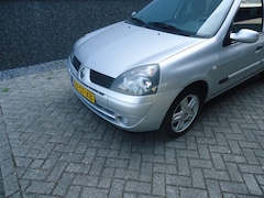 Renault Clio - 1.2 16V 5DR Community