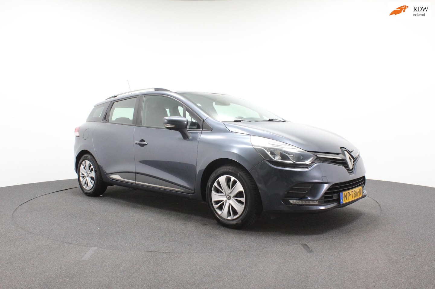 Renault Clio Estate - 0.9 TCe Zen | Airco | Trekhaak | Navigatie | Recent grote beurt gehad | - AutoWereld.nl