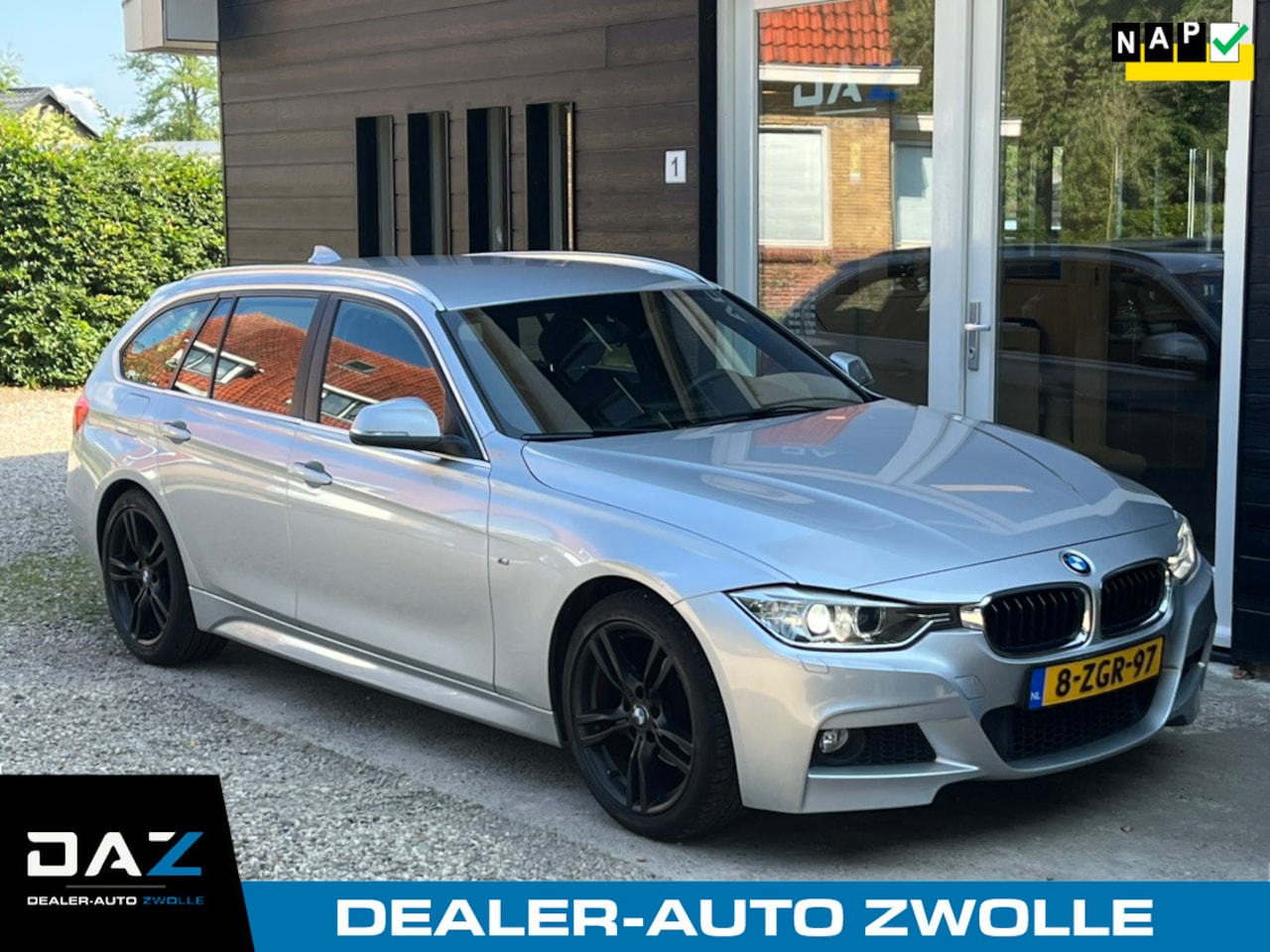 BMW 3-serie Touring - 316i Executive M-Pakket/Ecc/Audio/Navi - AutoWereld.nl