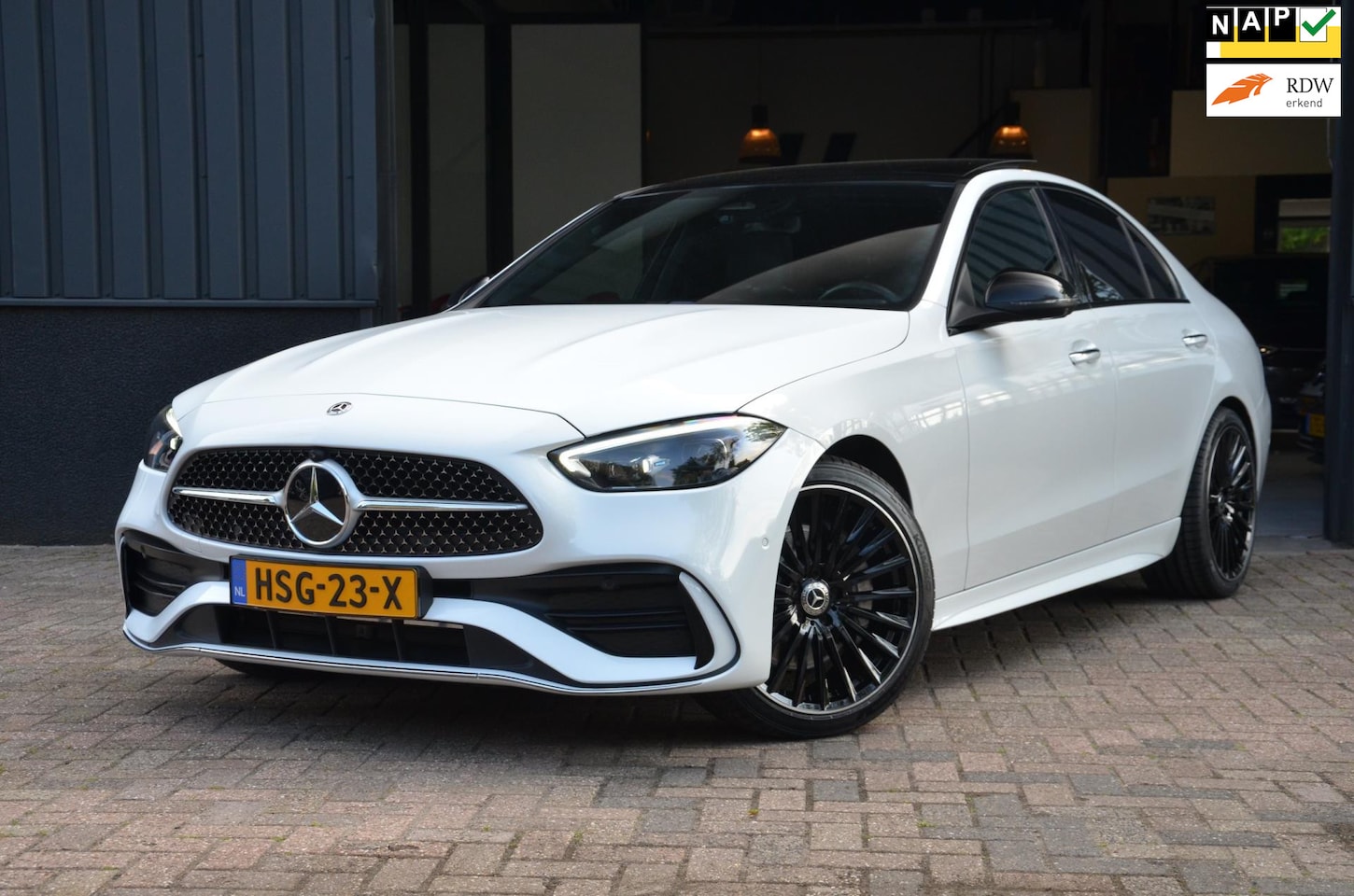 Mercedes-Benz C-klasse - 180 AMG Line 180 AMG Line - AutoWereld.nl