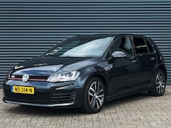 Volkswagen Golf - 2.0 TSI 220pk GTI