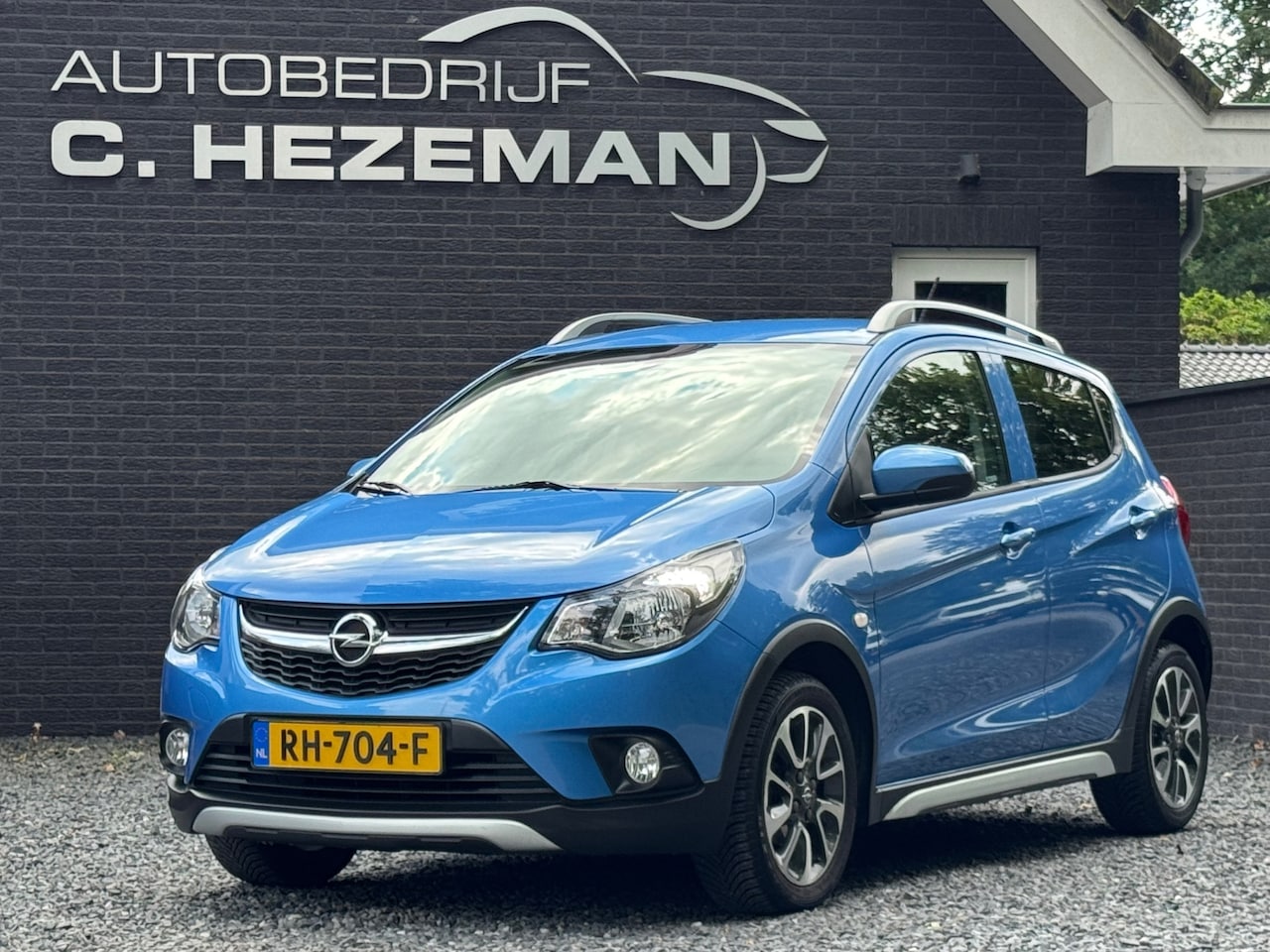 Opel Karl - 1.0 Rocks Apple Carplay Andriod auto PDC Cruise Control Airco dakrails - AutoWereld.nl
