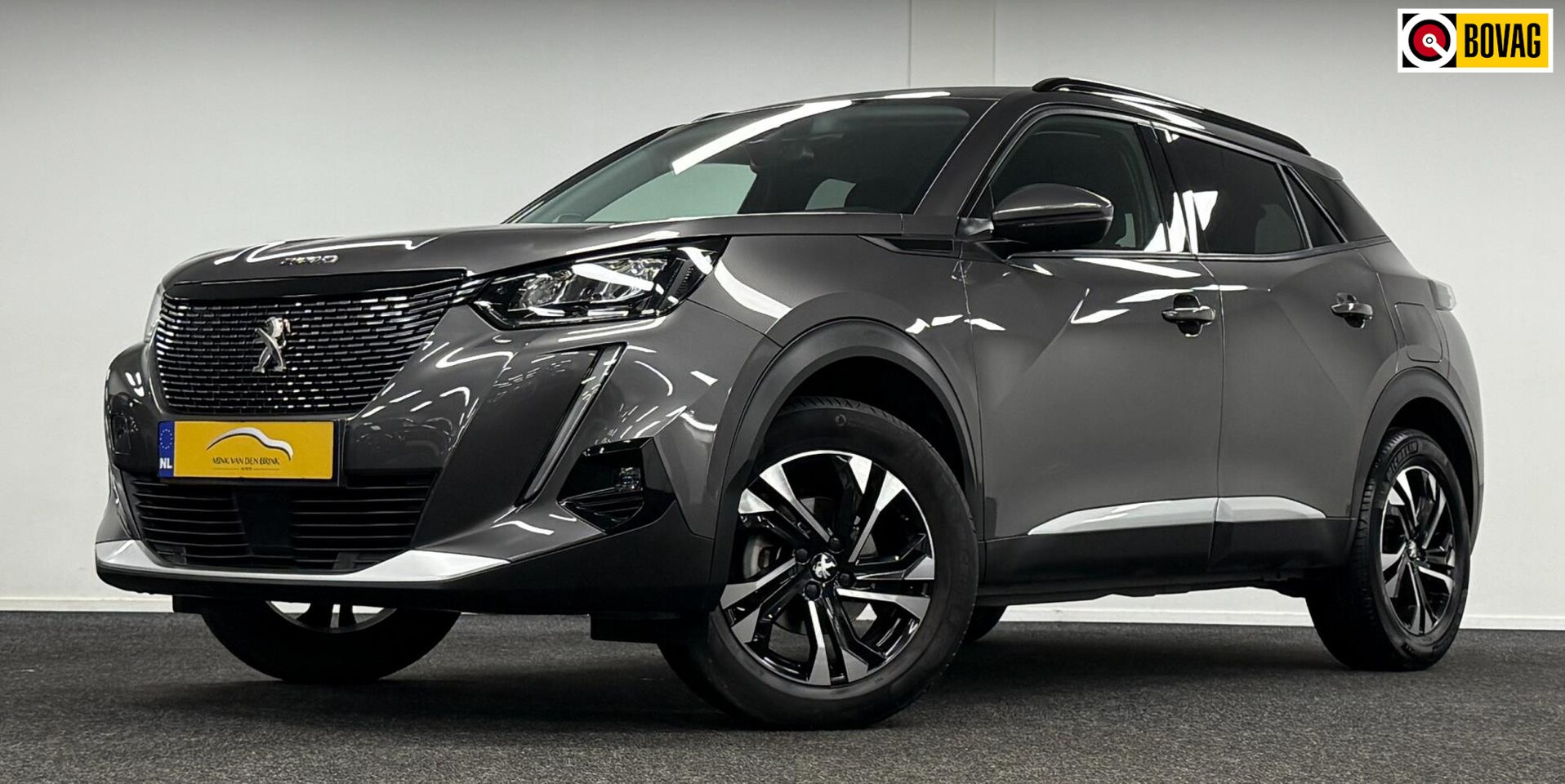 Peugeot 2008 - 1.2 PureTech Allure Pack*DigiDisplay*Automaat*Navi*Camera* - AutoWereld.nl