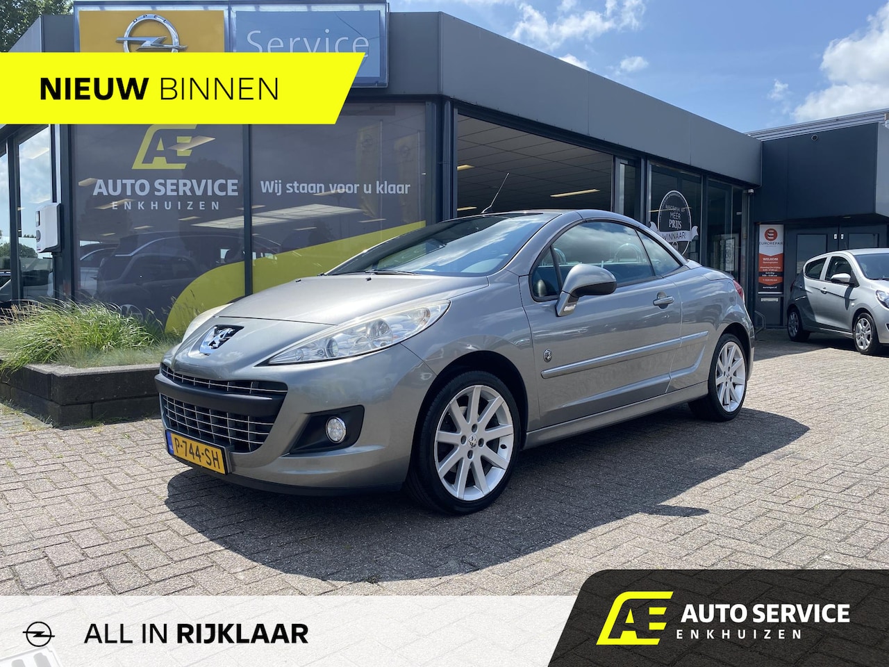 Peugeot 207 CC - 1.6 VTi Roland Garos Super leuke en messcherp geprijsde budget 207 CC incl. nw APK, zo mee - AutoWereld.nl
