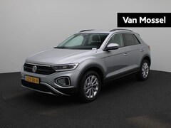 Volkswagen T-Roc - 1.0 TSI Oranje Edition | Navigatie | Draadloze Apple Carplay | Adaptieve cruise control |