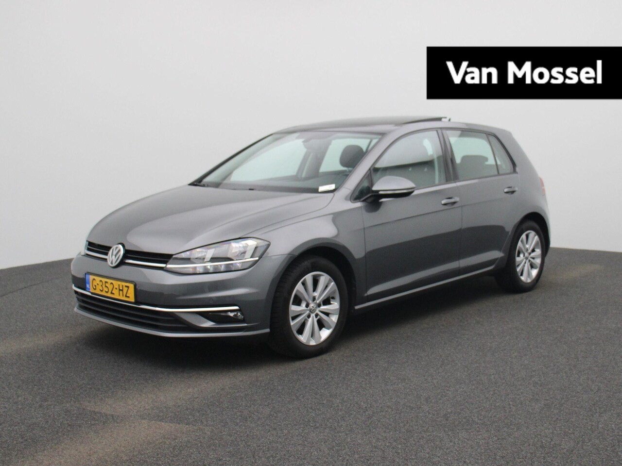 Volkswagen Golf - 1.0 TSI Comfortline Business 116 PK | Navigatie | Airco | Stoelverwarming | Adaptieve Crui - AutoWereld.nl