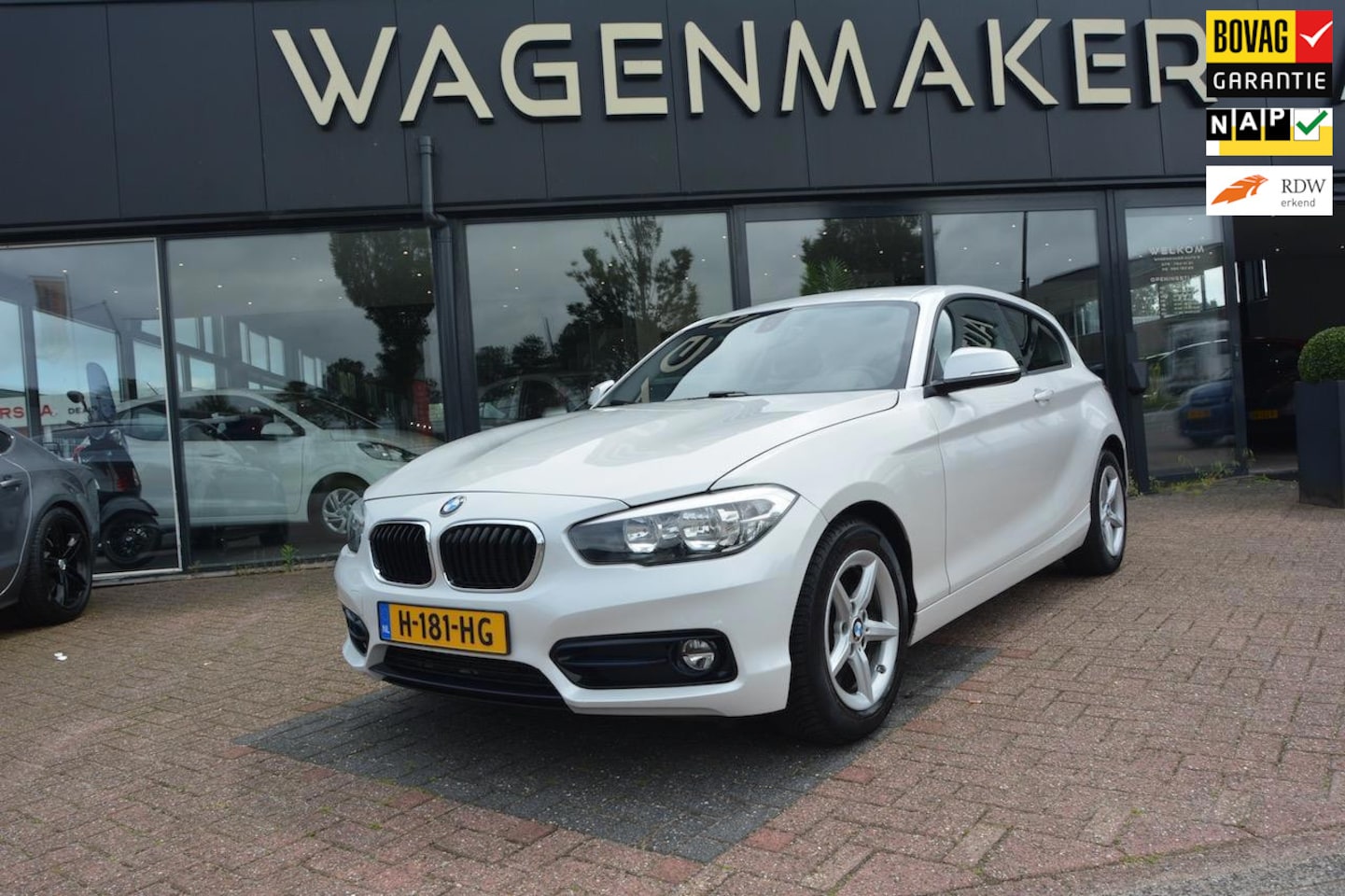 BMW 1-serie - 118i AUT|Clima|Cruise|NAVI|DealerOnderhouden - AutoWereld.nl