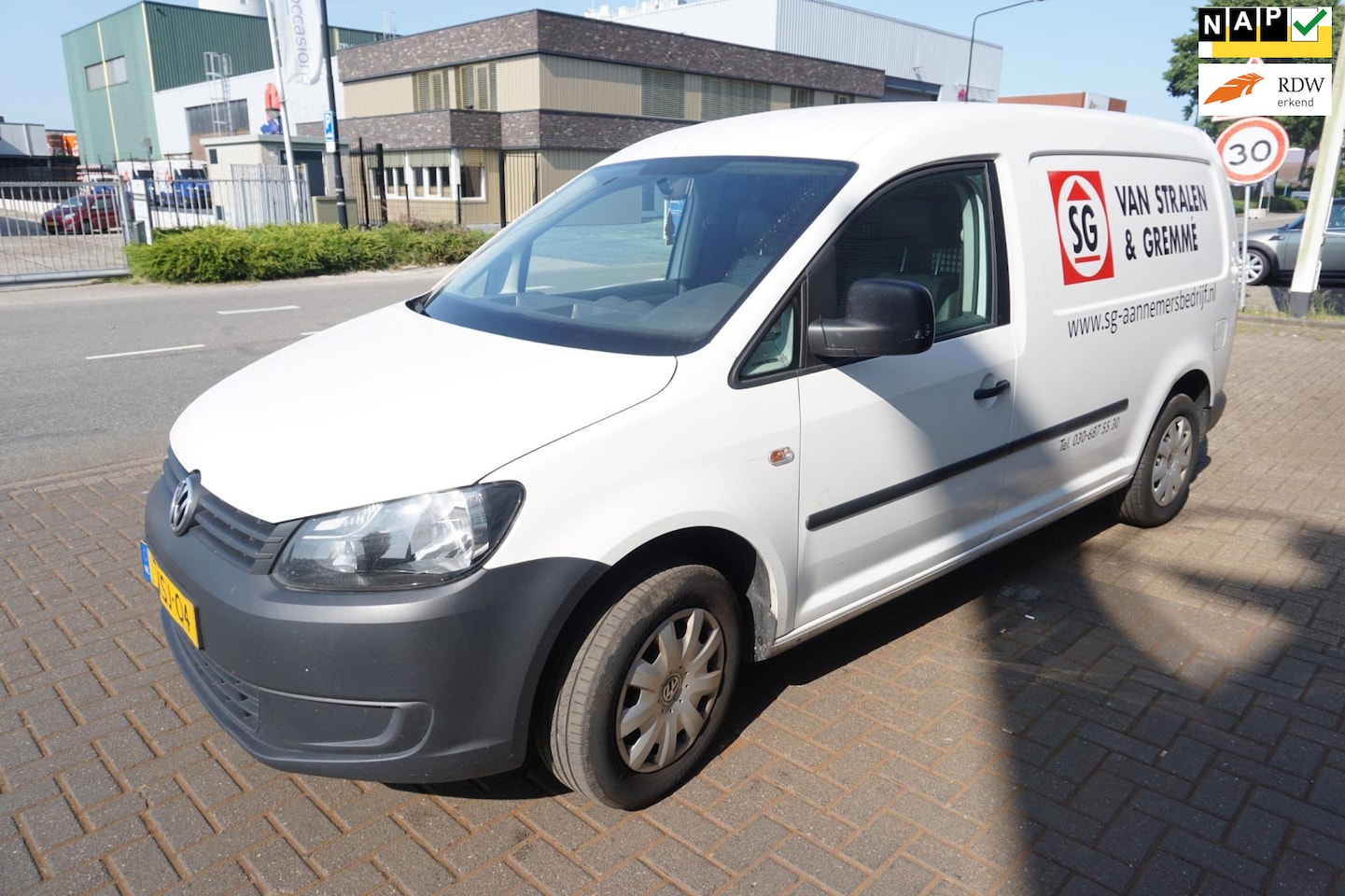 Volkswagen Caddy Maxi - 1.6 TDI /AIRCO / NAP /102PK - AutoWereld.nl