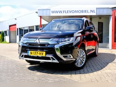 Mitsubishi Outlander - 2.4 PHEV AWD Intense Aut. Leder-alcantara|Cam|1e Eig|Clima|LMV